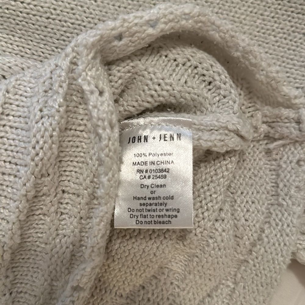 NWOT RARE Revolve John + Jenn Cream Turtleneck Fringe Sleeve Sweater Size M - Picture 12 of 15